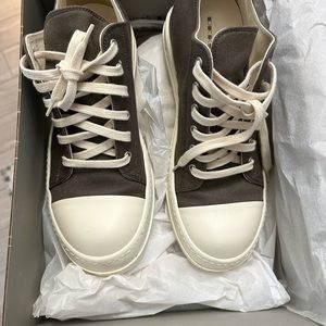 Dark shadow ricks Owens